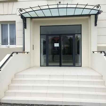 Privé Standing -le Regina Et Golf-