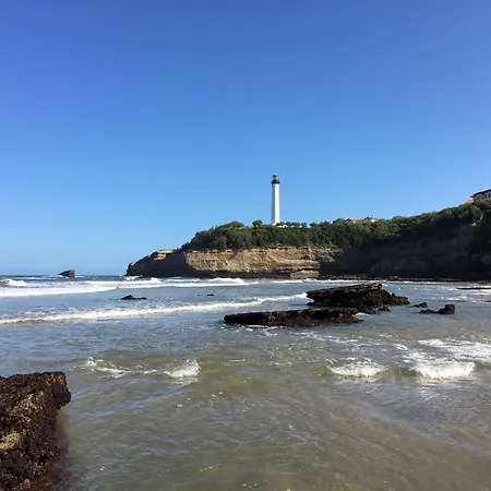 Prive Standing -le Regina Et Golf- Апартаменты