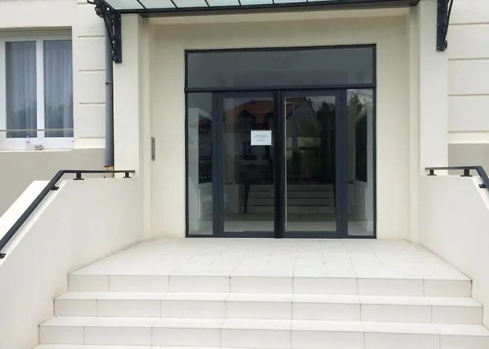 Privé Standing -le Regina Et Golf-